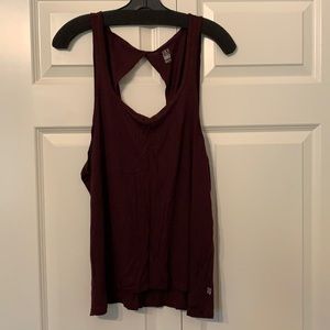VSX Burgundy Workout Tank Sz L